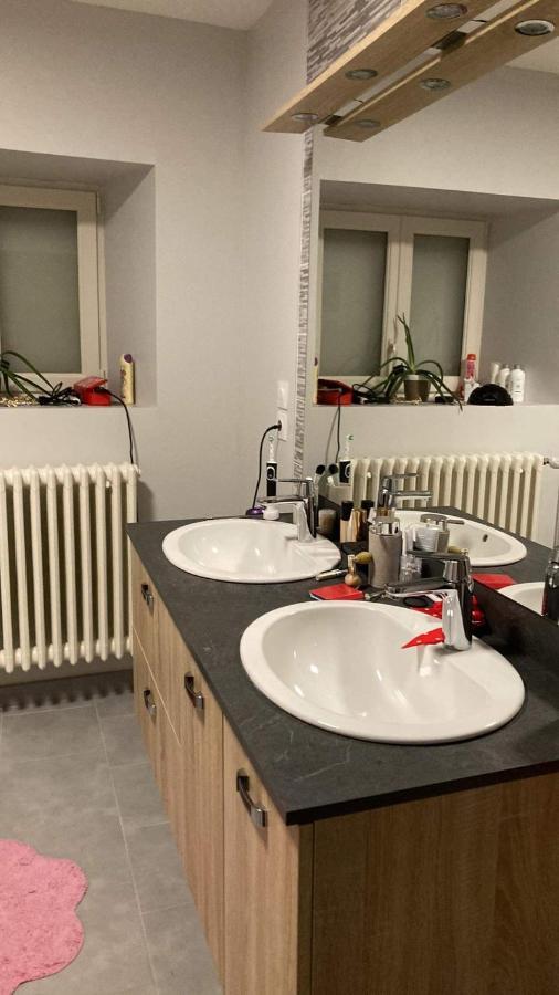 Du Capitaine Bed & Breakfast Maranville