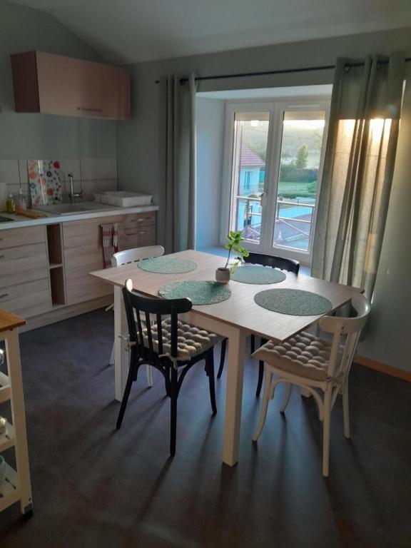 Du Capitaine Bed & Breakfast Maranville